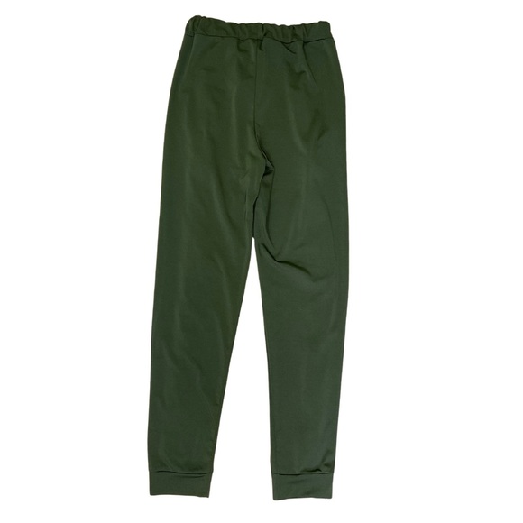 Akmipoem Women’s Two-Piece Ruffle Green Jogger Set - Picture 4 of 4